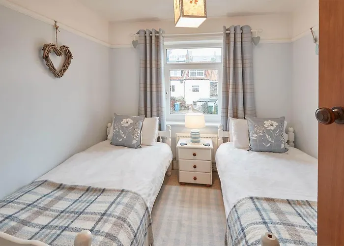 Host & - Tenby
